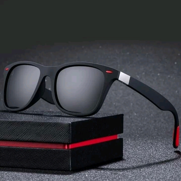 Sunglasses With Case - Picture 1 of 6